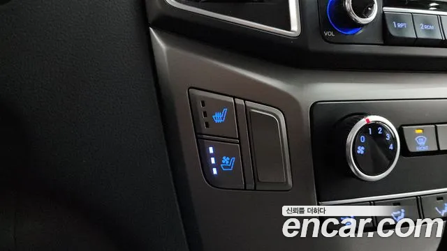 2020 Hyundai The New Grand Starex Van 5-Seater Sold VIN KMFWBX7KBLU124805 – photo 20