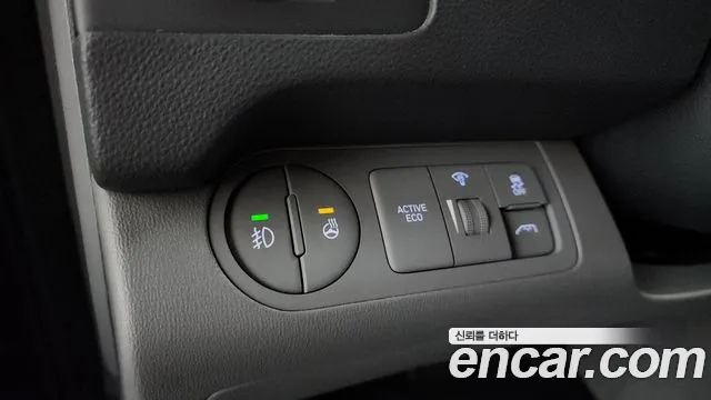 2020 Hyundai The New Grand Starex Van 5-Seater Sold VIN KMFWBX7KBLU124805 – photo 29