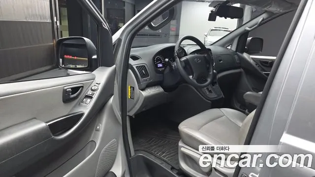 2020 Hyundai The New Grand Starex Van 5-Seater Sold VIN KMFWBX7KBLU127292 – photo 25