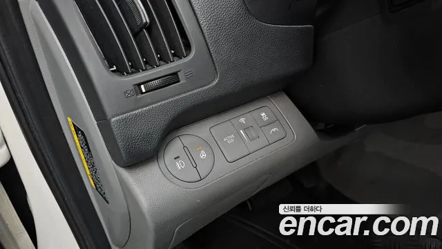 2020 Hyundai The New Grand Starex Van 5-Seater Sold VIN KMFWBX7KBLU137771 – photo 26