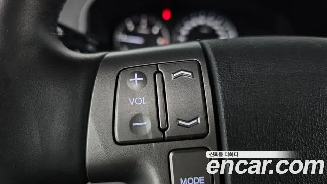2020 Hyundai The New Grand Starex Van 3-Seater Sold VIN KMFWBX7KBLU138165 – front exterior 2020 Hyundai The New Grand Starex Van 3-Seater Sold VIN KMFWBX7KBLU138165 – front exterior