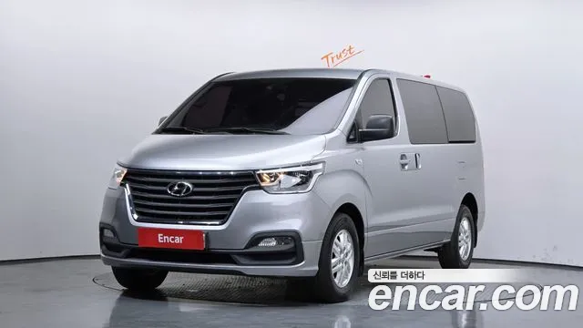 2020 Hyundai The New Grand Starex Van 3-Seater Sold VIN KMFWBX7KBLU145210 – interior seats 2020 Hyundai The New Grand Starex Van 3-Seater Sold VIN KMFWBX7KBLU145210 – interior seats