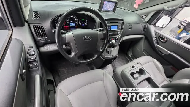 2020 Hyundai The New Grand Starex Van 3-Seater Sold VIN KMFWBX7KBLU147225 – rear exterior