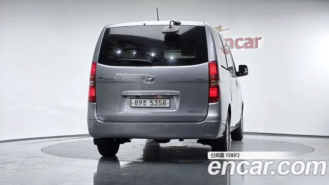 2020 Hyundai The New Grand Starex Van 3-Seater Sold VIN KMFWBX7KBLU147225 – interior seats