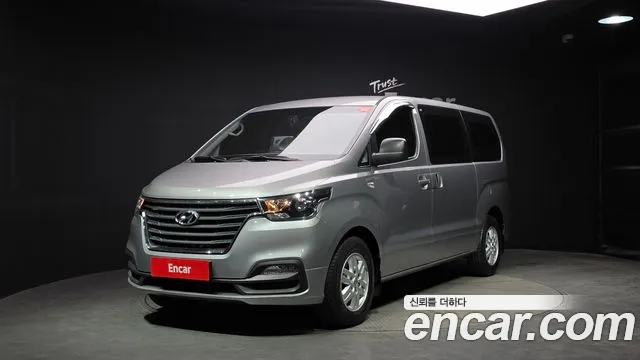 2021 Hyundai The New Grand Starex Van 3-Seater Sold VIN KMFWBX7KBMU156690 – interior seats