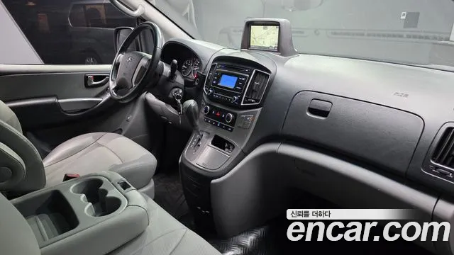 2021 Hyundai The New Grand Starex Van 3-Seater Sold VIN KMFWBX7KBMU156690 – photo 19