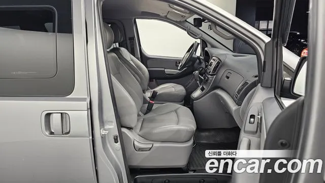 2021 Hyundai The New Grand Starex Van 5-Seater Sold VIN KMFWBX7KBMU166373 – front exterior 2021 Hyundai The New Grand Starex Van 5-Seater Sold VIN KMFWBX7KBMU166373 – front exterior