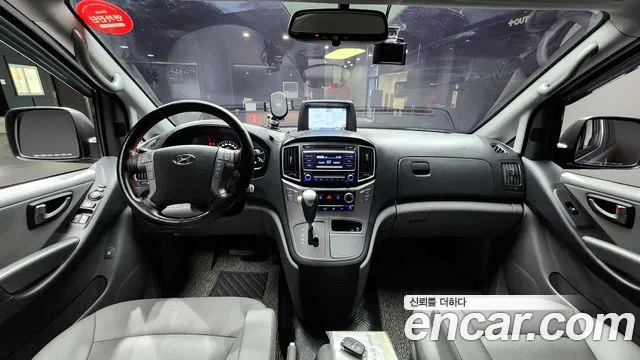 2021 Hyundai The New Grand Starex Van 5-Seater VIN KMFWBX7KBMU171015