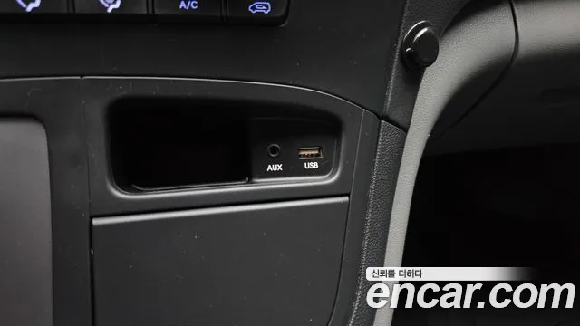 2021 Hyundai The New Grand Starex Van 3-Seater Sold VIN KMFWBX7KBMU173961 – photo 15