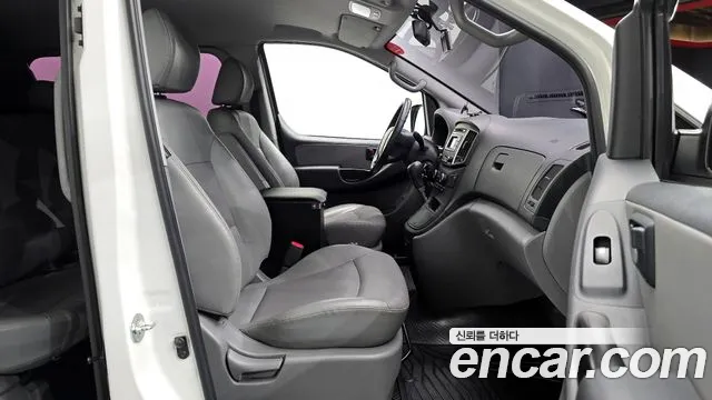 2021 Hyundai The New Grand Starex Van 5-Seater Sold VIN KMFWBX7KBMU177218 – photo 14