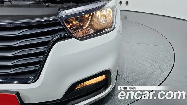 2021 Hyundai The New Grand Starex Van 5-Seater Sold VIN KMFWBX7KBMU177218 – photo 16