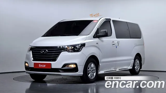 2021 Hyundai The New Grand Starex Van 5-Seater Sold VIN KMFWBX7KBMU177218 – photo 32