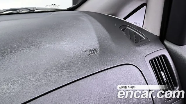 2021 Hyundai The New Grand Starex Van 3-Seater Sold VIN KMFWBX7KBMU179228 – interior seats