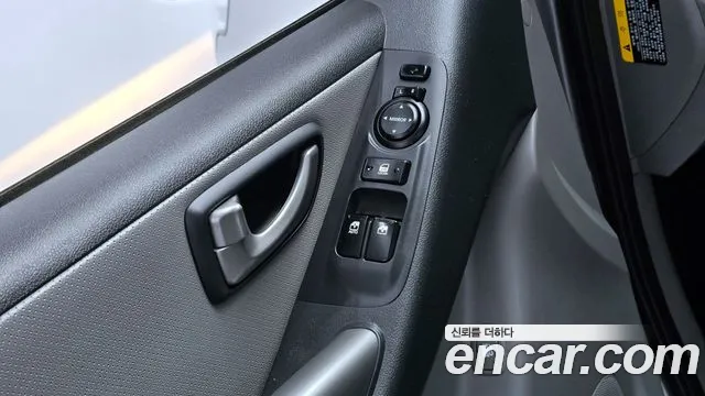 2021 Hyundai The New Grand Starex Van 3-Seater Sold VIN KMFWBX7KBMU179228 – photo 12