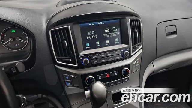 2021 Hyundai The New Grand Starex Van 5-Seater Sold VIN KMFWBX7KBMU183128 – side profile