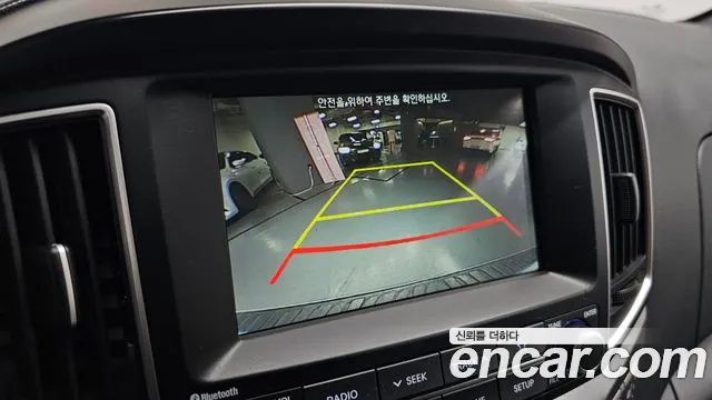 2021 Hyundai The New Grand Starex Van 5-Seater Sold VIN KMFWBX7KBMU183128 – trunk area