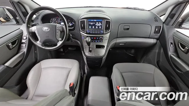2021 Hyundai The New Grand Starex Van 5-Seater Sold VIN KMFWBX7KBMU195337 – rear exterior