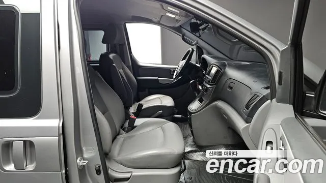 2021 Hyundai The New Grand Starex Van 5-Seater Sold VIN KMFWBX7KBMU198060 – dashboard