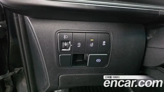 2022 Hyundai Staria Cargo 5-Seater Sold VIN KMFYCX71BNU020428 – front exterior