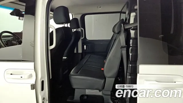 2022 Hyundai Staria Cargo 5-Seater Sold VIN KMFYCX71BNU051131 – undercarriage