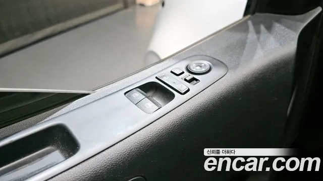 2022 Hyundai Staria Cargo 5-Seater Sold VIN KMFYCX71BNU056173 – rear exterior