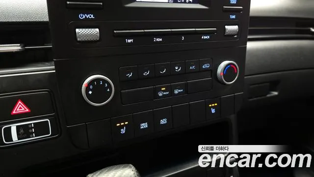 2022 Hyundai Staria Cargo 5-Seater Sold VIN KMFYCX71BNU056173 – photo 27