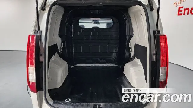 2022 Hyundai Staria Cargo 5-Seater Sold VIN KMFYCX71BNU058180 – rear exterior 2022 Hyundai Staria Cargo 5-Seater Sold VIN KMFYCX71BNU058180 – rear exterior