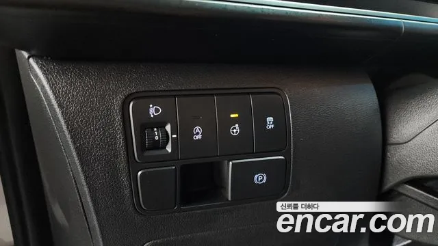 2023 Hyundai Staria Cargo 5-Seater Sold VIN KMFYCX71BPC094790 – trunk area