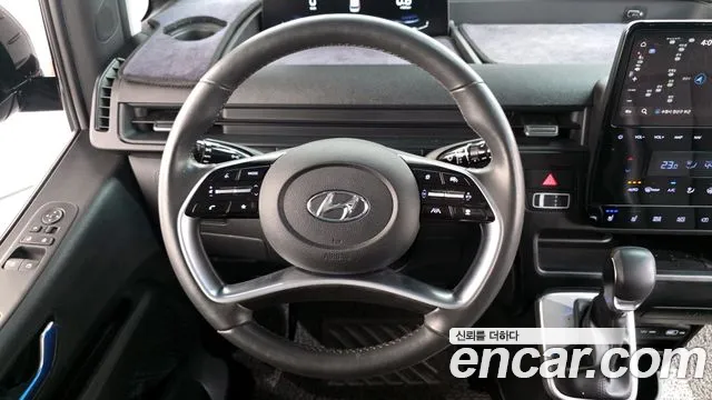 2023 Hyundai Staria Cargo 5-Seater Sold VIN KMFYCX71BPC104098 – interior seats