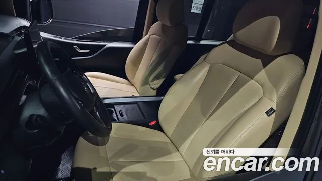 2023 Hyundai Staria Cargo 5-Seater Sold VIN KMFYCX71BPC109873 – engine bay