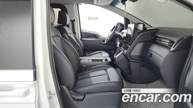 2023 Hyundai Staria Cargo 5-Seater Sold VIN KMFYCX71BPC118219 – exterior detail 2023 Hyundai Staria Cargo 5-Seater Sold VIN KMFYCX71BPC118219 – exterior detail