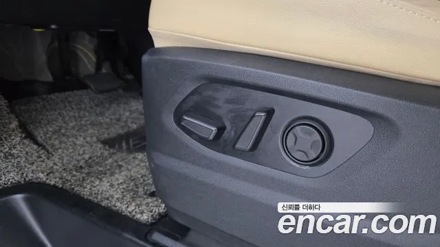 2023 Hyundai Staria Cargo 5-Seater Sold VIN KMFYCX71BPU104579 – engine bay 2023 Hyundai Staria Cargo 5-Seater Sold VIN KMFYCX71BPU104579 – engine bay