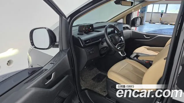 2023 Hyundai Staria Cargo 5-Seater Sold VIN KMFYCX71BPU104579 – trunk area 2023 Hyundai Staria Cargo 5-Seater Sold VIN KMFYCX71BPU104579 – trunk area