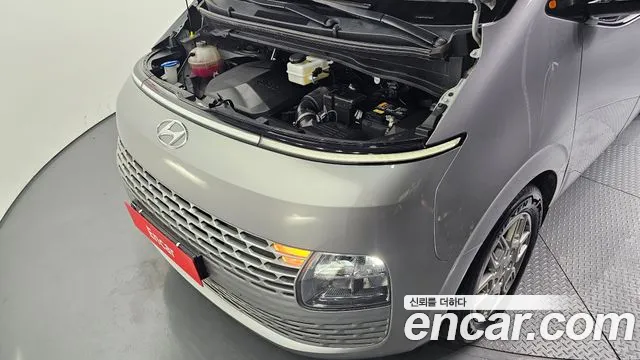 2024 Hyundai Staria Cargo 5-Seater Sold VIN KMFYCX71BRC154918 – exterior detail