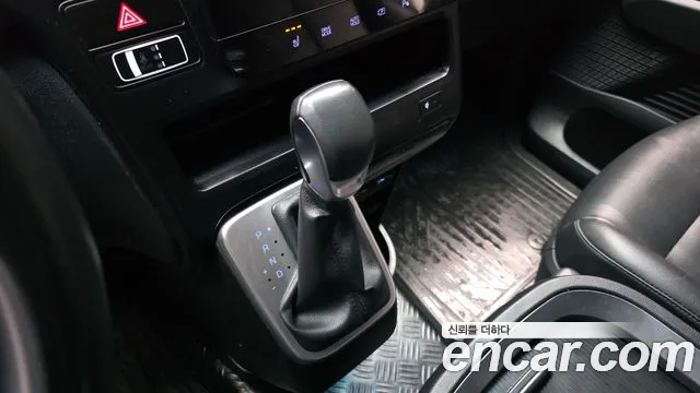 2024 Hyundai Staria Cargo 5-Seater Sold VIN KMFYCX71BRC156929 – dashboard
