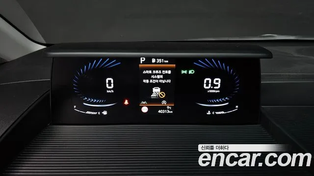2024 Hyundai Staria Cargo 5-Seater Sold VIN KMFYCX71BRC179346 – dashboard