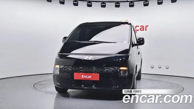 2025 Hyundai Staria Cargo 5-Seater Sold VIN KMFYCX71BSU231546 – exterior detail