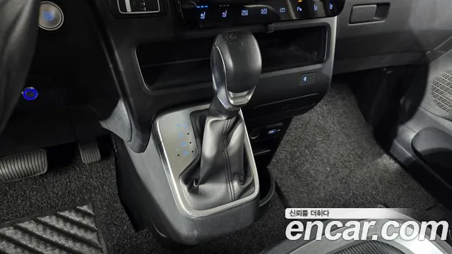 2022 Hyundai Staria L3.5 Cargo 5-Seater Sold VIN KMFYCX73BNU028871 – engine bay