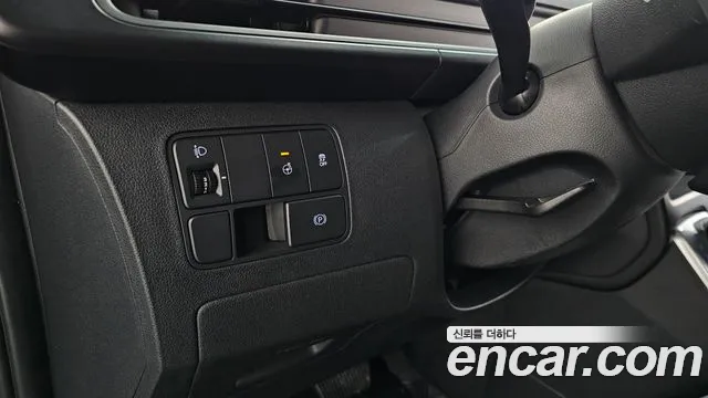 2023 Hyundai Staria L3.5 Cargo 5-Seater Sold VIN KMFYCX73BPU075862 – side profile