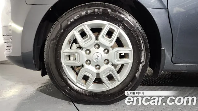 2024 Hyundai Staria L3.5 Cargo 5-Seater Sold VIN KMFYCX73BRU168572 – rear exterior