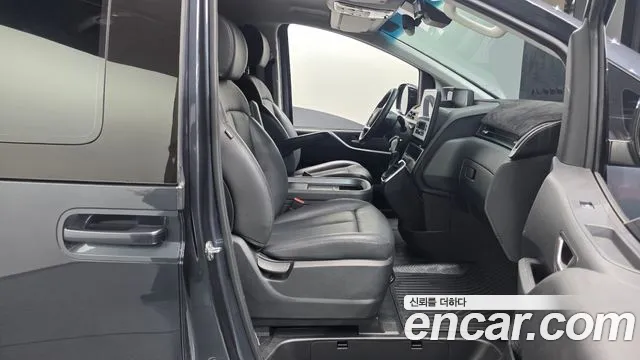 2024 Hyundai Staria L3.5 Cargo 5-Seater Sold VIN KMFYCX73BRU171740 – odometer reading
