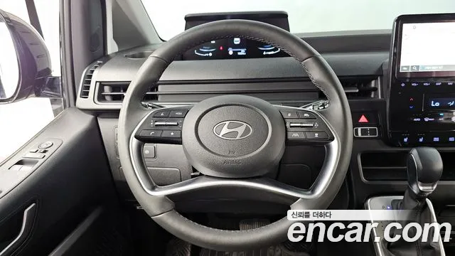 2025 Hyundai Staria L3.5 Cargo 5-Seater Sold VIN KMFYCX73BSU195327 – dashboard