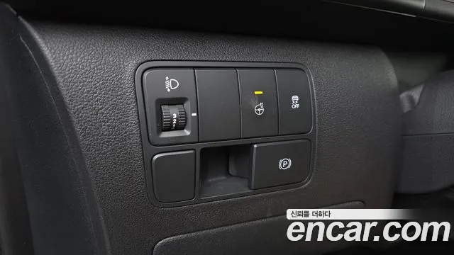 2025 Hyundai Staria L3.5 Cargo 5-Seater Sold VIN KMFYCX73BSU237371 – front exterior 2025 Hyundai Staria L3.5 Cargo 5-Seater Sold VIN KMFYCX73BSU237371 – front exterior