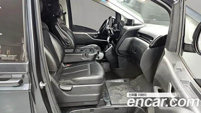 2022 Hyundai Staria Cargo 3-Seater Sold VIN KMFYDX71BNU008071 – front exterior