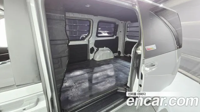 2022 Hyundai Staria Cargo 3-Seater Sold VIN KMFYDX71BNU009893 – photo 19