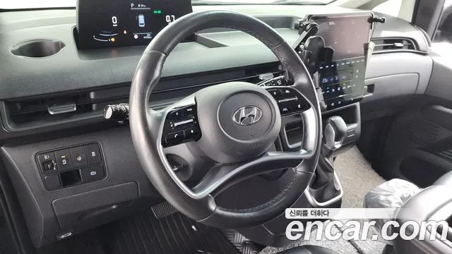 2023 Hyundai Staria Cargo 3-Seater Sold VIN KMFYDX71BPC083326 – exterior detail