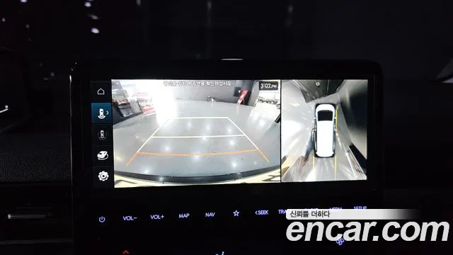 2023 Hyundai Staria Cargo 3-Seater Sold VIN KMFYDX71BPU098140 – trunk area