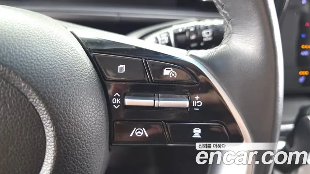 2023 Hyundai Staria Cargo 3-Seater Sold VIN KMFYDX71BPU129427 – interior seats