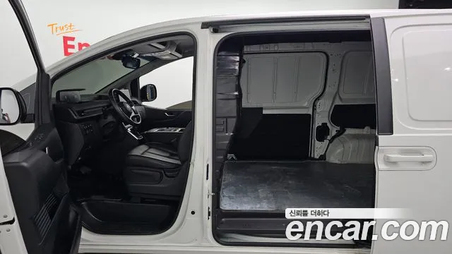 2024 Hyundai Staria Cargo 3-Seater Sold VIN KMFYDX71BRU165398 – dashboard 2024 Hyundai Staria Cargo 3-Seater Sold VIN KMFYDX71BRU165398 – dashboard