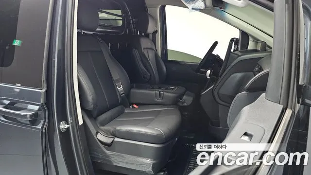 2025 Hyundai Staria Cargo 3-Seater Sold VIN KMFYDX71BSC188900 – odometer reading